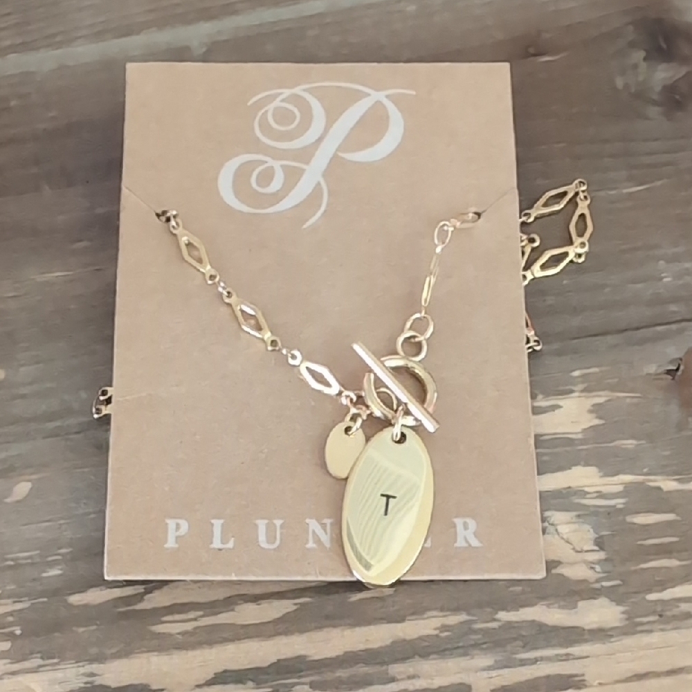 Plunder Gold Heart Lock Necklace